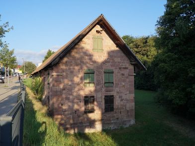 Ein Baudenkmal zieht um: Translozierung der Rußhütte