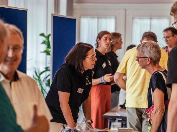 Team Mitglieder stehen regelmäßig im Ausstausch mit Bürgerinnen und Bürger aus Freudenstadt und Baiersbronn.